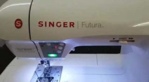 Singer Futura XL-550 LED lighting