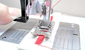 Bernina 435 is the automatic stitch fixing function