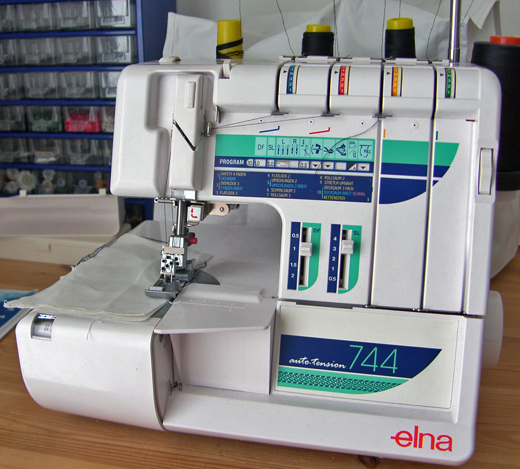 Elna 744 Sewing Machine