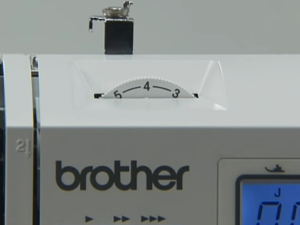 Brother SC9500 passt die Knopflöcher automatisch an