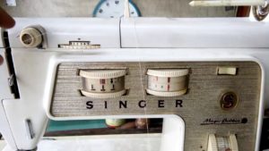 Singer Touch and Sew 750